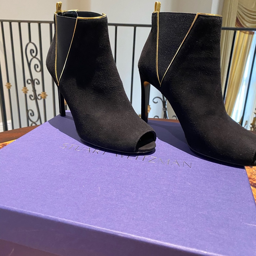 Stuart Weitzman Booties! Excellent Condition!!! - image 1